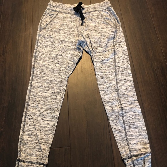 H&M Sweatpants - Picture 1 of 1